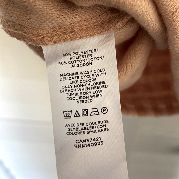 NWT LOFT outlet square neck or off shoulder top - Picture 3 of 4